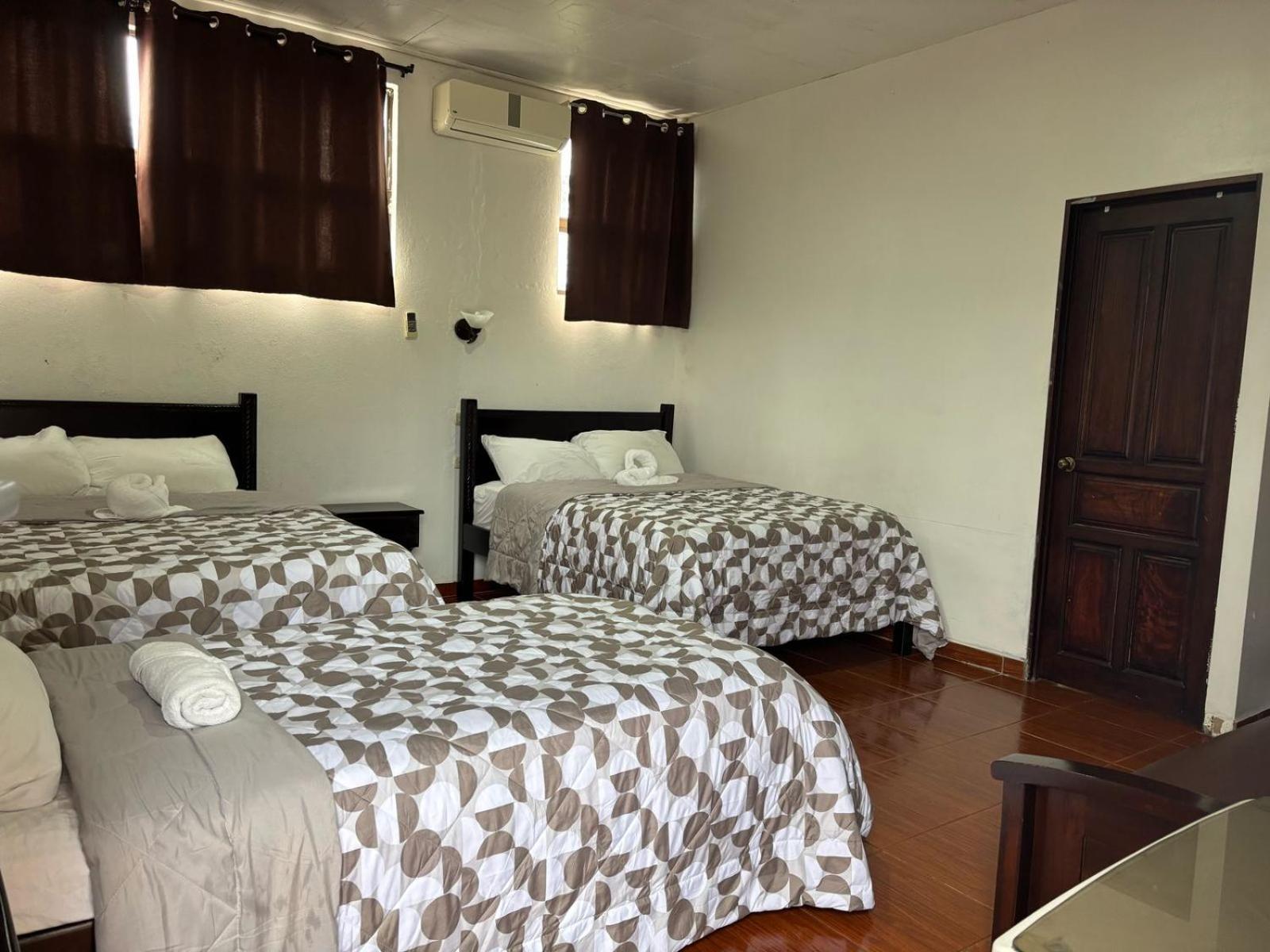 Hotel Cielo Azul Resort Tilarán Екстериор снимка