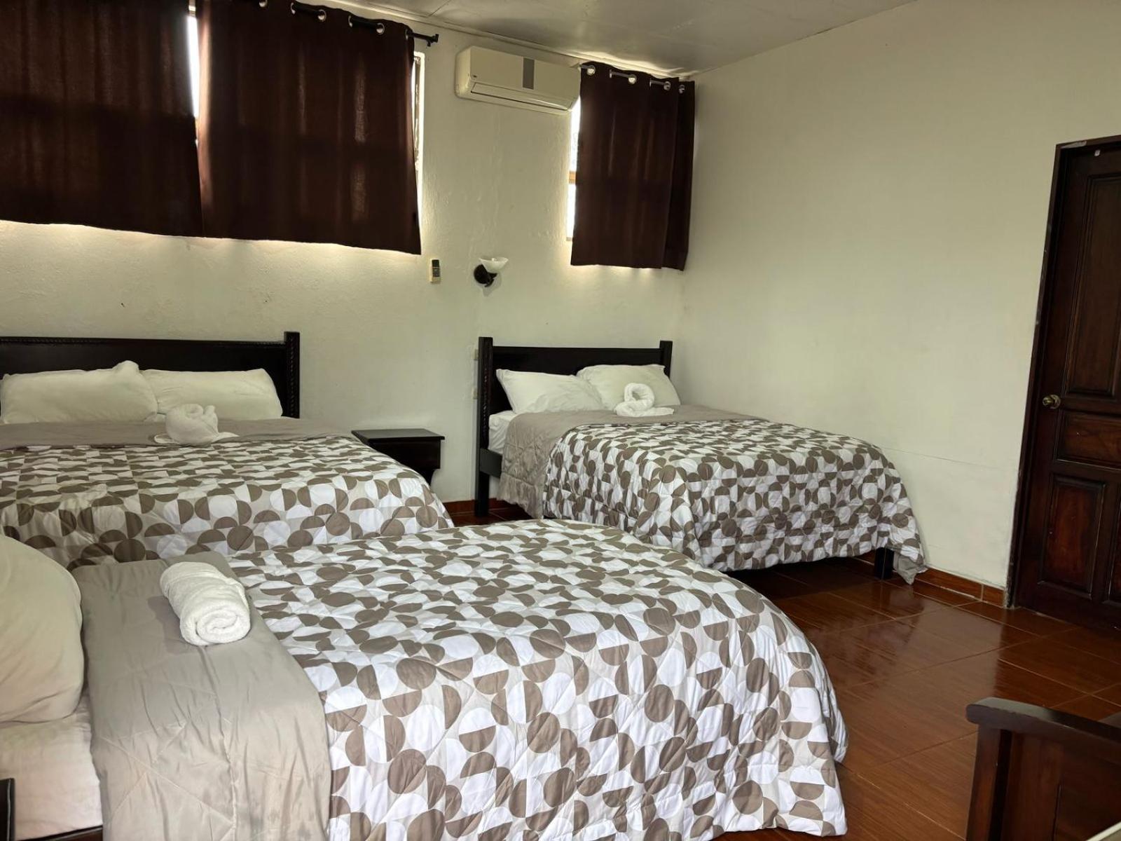 Hotel Cielo Azul Resort Tilarán Екстериор снимка